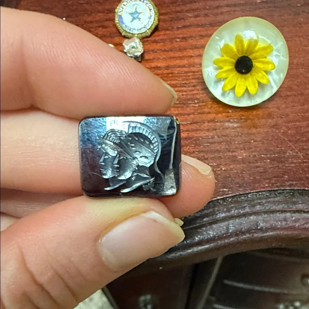 Elegant Vintage Men's Accessory